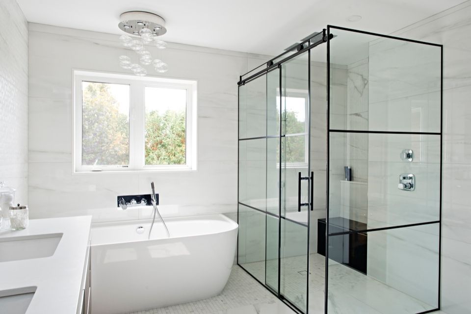 Stylish Ideas for Walk-In Shower Seats & Built-in Benches